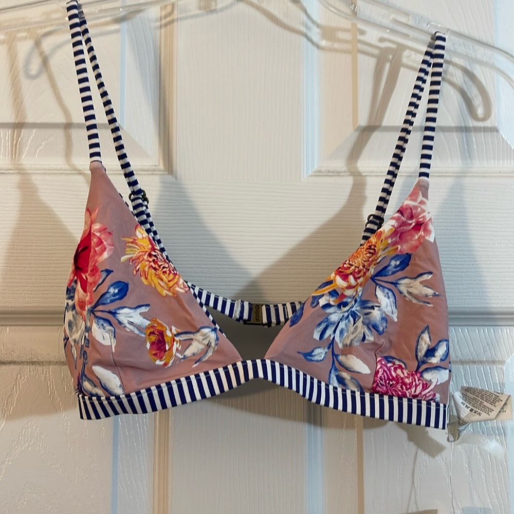 Brand NWT  Rip Curl 2pc bikini reversible Revo Triangle top and skimpy bottom